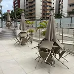 Apartamento Praiano Em Maceio - 3 Minutos Da Praia